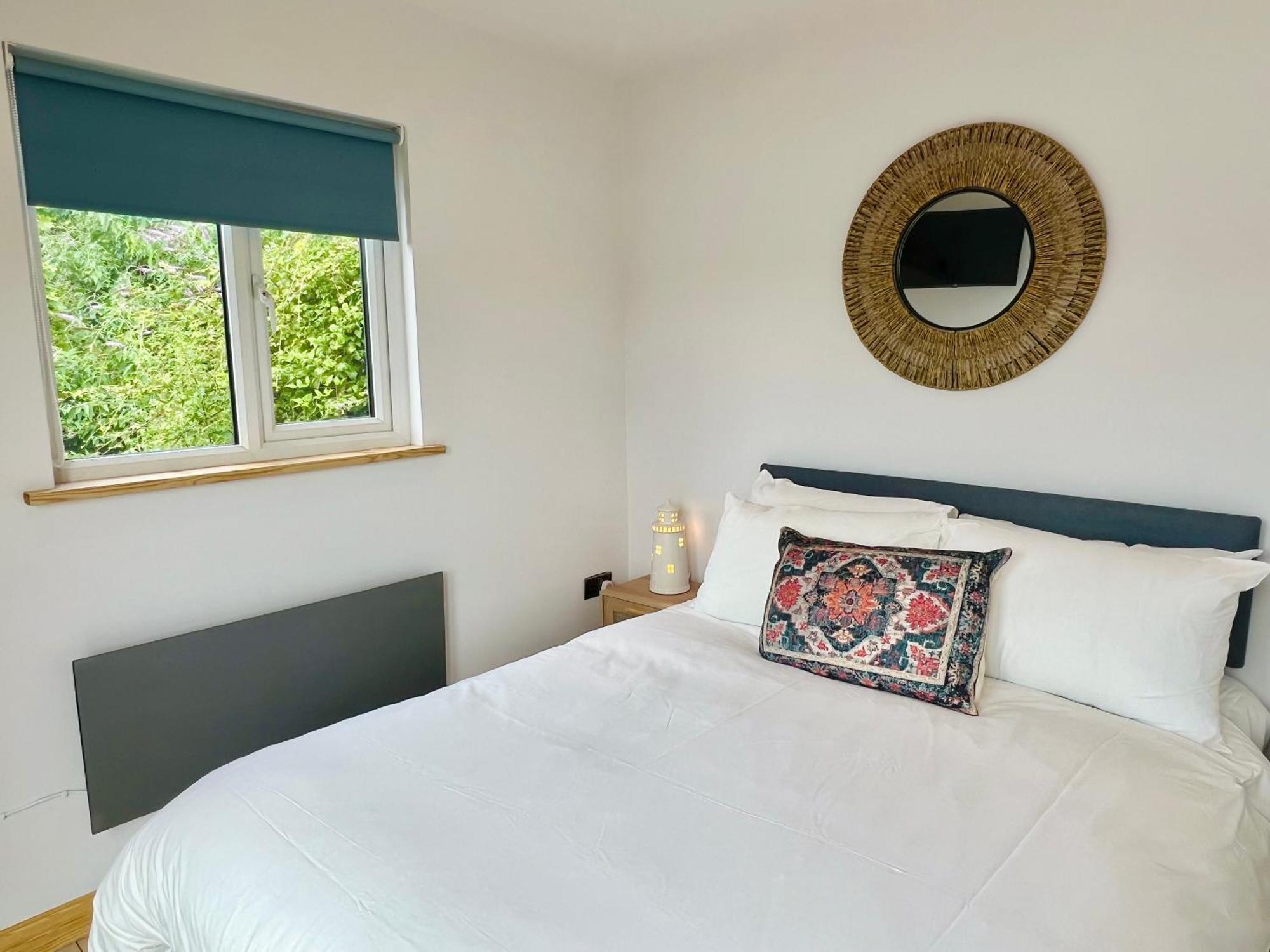 Britannia Crossings Cottage 达特茅斯 外观 照片